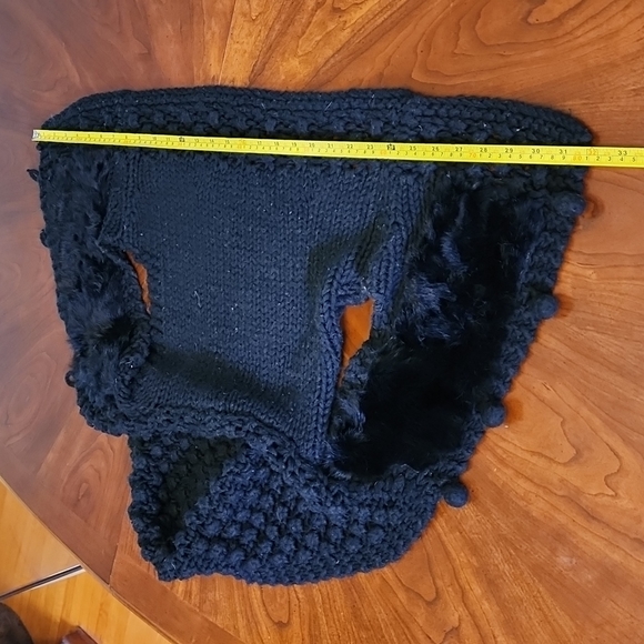 LE CHATEAU knit + fur hooded vest - Picture 9 of 12